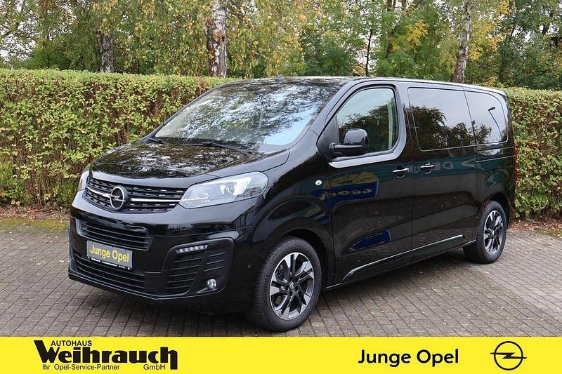 Diamant schwarz Gebraucht 2021 Opel Zafira Life Van / Kleinbus | 37.995 € (Etwas zu teuer) - Bild 1/4
