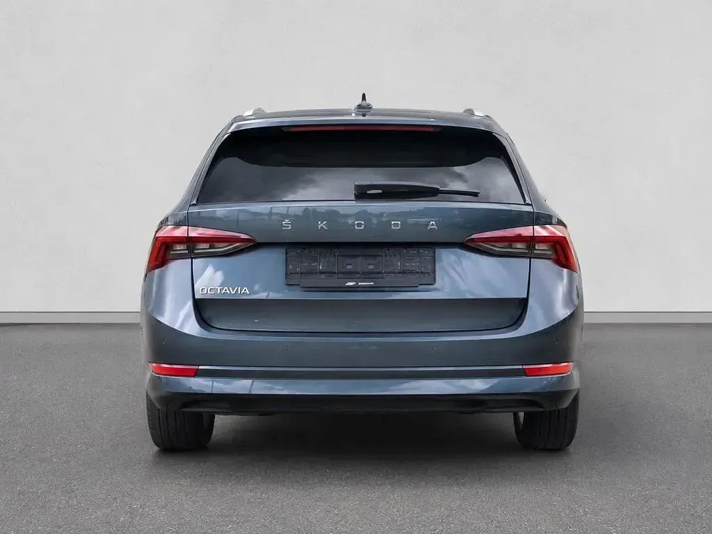 Gebraucht Skoda Octavia 150 PS (110 kW) 2021 Grau Limousine