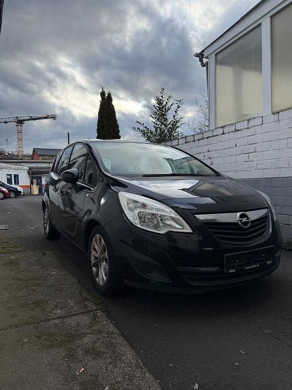 Gebraucht Opel Meriva 120 PS (88 kW) 2013 Schwarz Van / Kleinbus