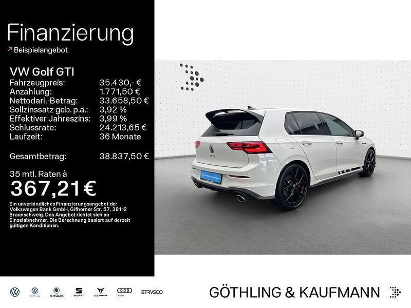 Pure white Gebraucht 2023 VW Golf VIII GTI Clubsport Limousine | 35.430 € (Fairer Preis) - Bild 1/4