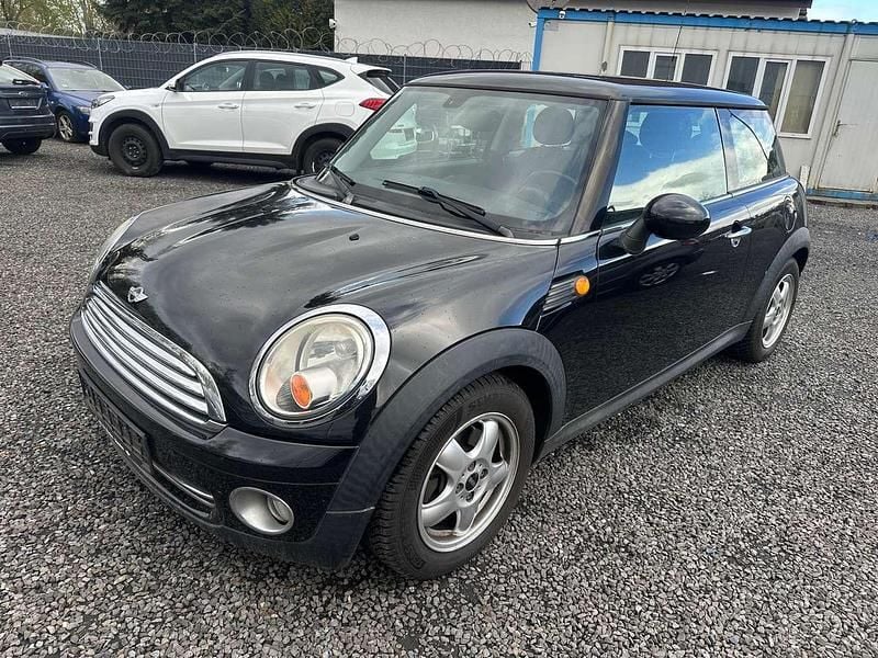 Gebraucht Mini Cooper 120 PS (88 kW) 2009 Midnight black metallic Kleinwagen