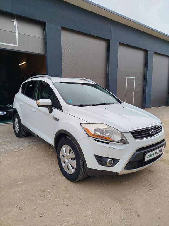Gebraucht Ford Kuga Titanium 140 PS (102 kW) 2011 Weiß SUV