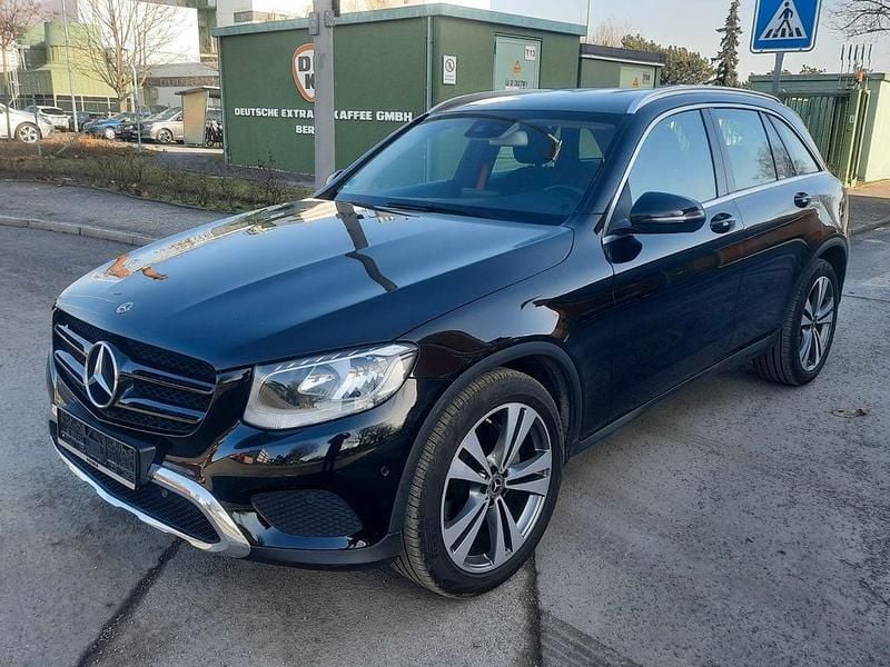 Gebraucht Mercedes GLC220 Sport 170 PS (125 kW) 2018 Schwarz SUV