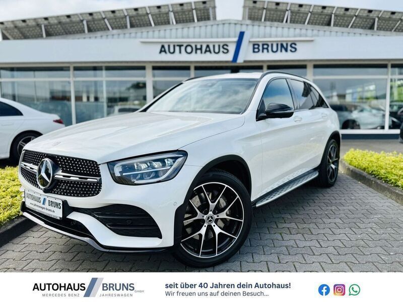 Diamantweiss metalliclack Gebraucht 2019 Mercedes GLC220 AMG SUV | 38.550 € (Etwas zu teuer) - Bild 1/4