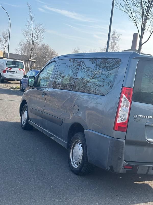 Gebraucht Citroën Jumpy 163 PS (119 kW) 2011 Grau Van / Kleinbus