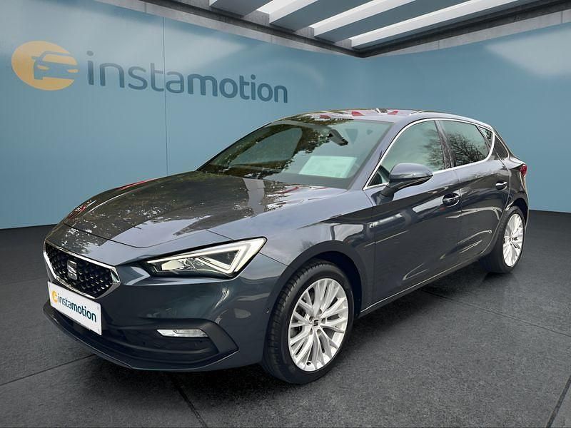 Grau Gebraucht 2020 Seat Leon Kleinwagen | 16.399 € (Fairer Preis) - Bild 1/4