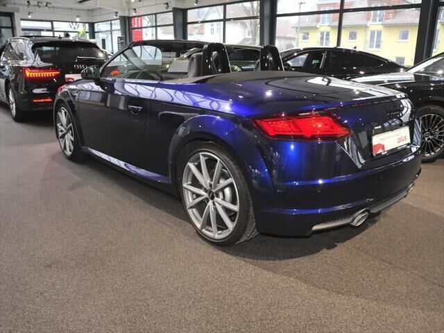 Gebraucht Audi TT S-Line 245 PS (180 kW) 2024 Blau Cabrio