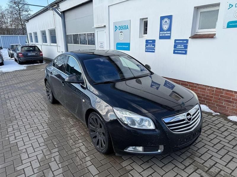 Gebraucht Opel Insignia Sport 220 PS (161 kW) 2008 Schwarz Limousine