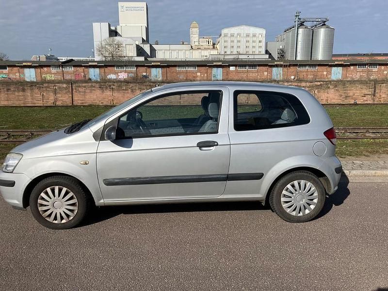 Gebraucht Hyundai Getz Team 86 PS (63 kW) 2005 Silber Kleinwagen