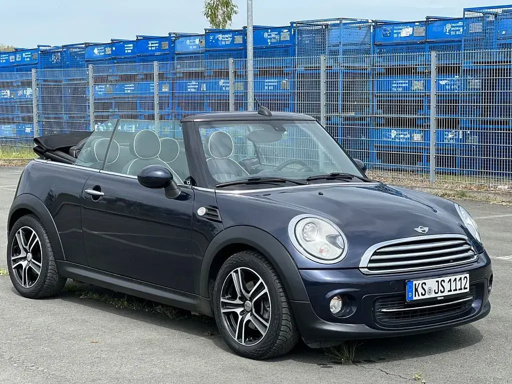 Gebraucht Mini Cooper Cabriolet 122 PS (89 kW) 2012 Blau Cabrio