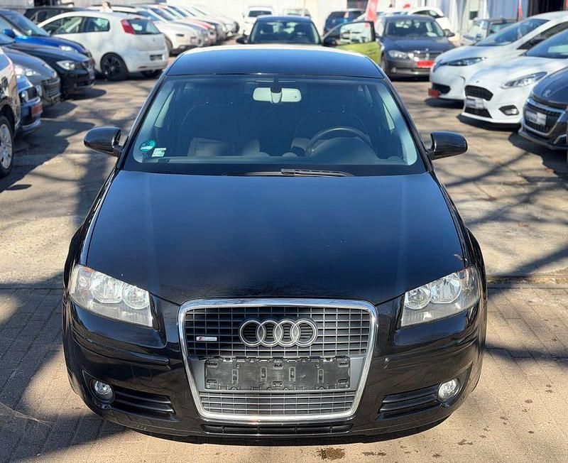 Gebraucht Audi A3 Ambiente 116 PS (85 kW) 2004 Schwarz Kleinwagen