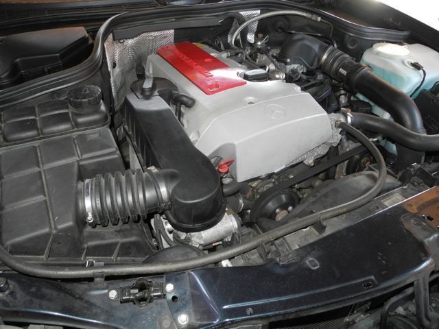 Gebraucht Mercedes CLK200 Elegance 222 PS (163 kW) 2001 Schwarz metallic Cabrio