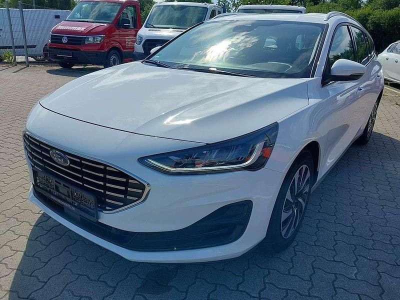 Weiß Gebraucht 2022 Ford Focus Style Kombi | 15.950 € (Guter Preis) - Bild 1/3