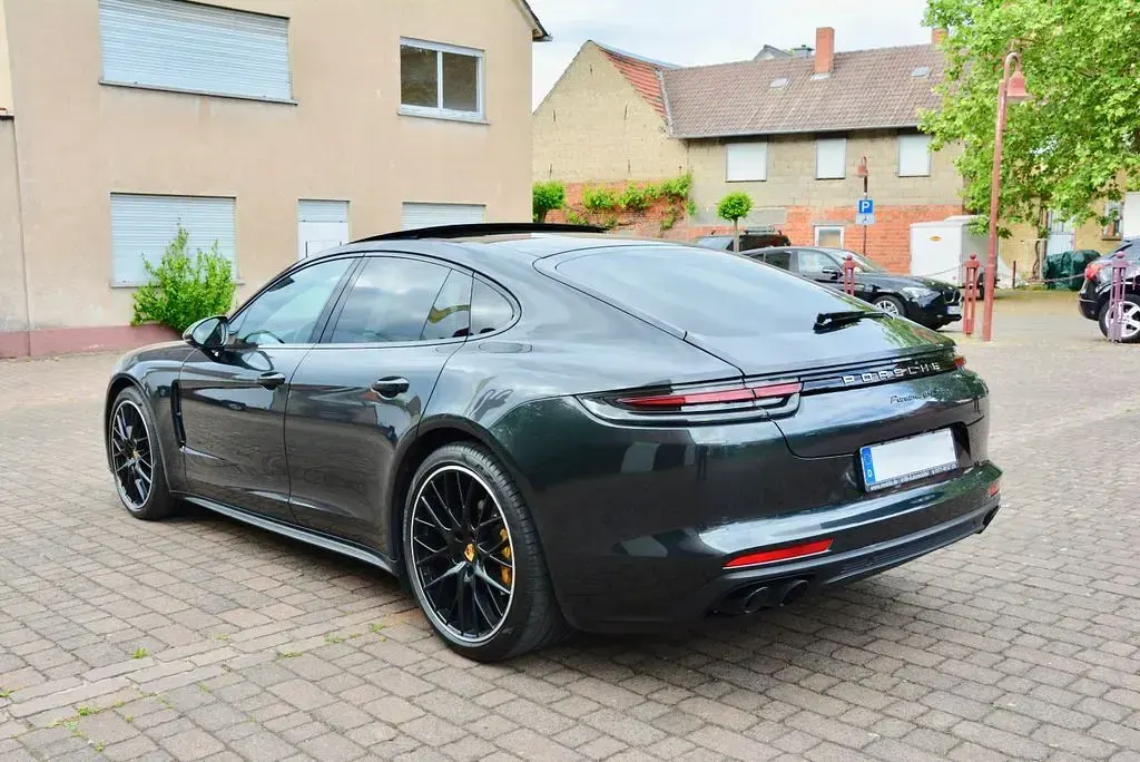 Gebraucht Porsche Panamera 421 PS (309 kW) 2019 Grau Kleinwagen