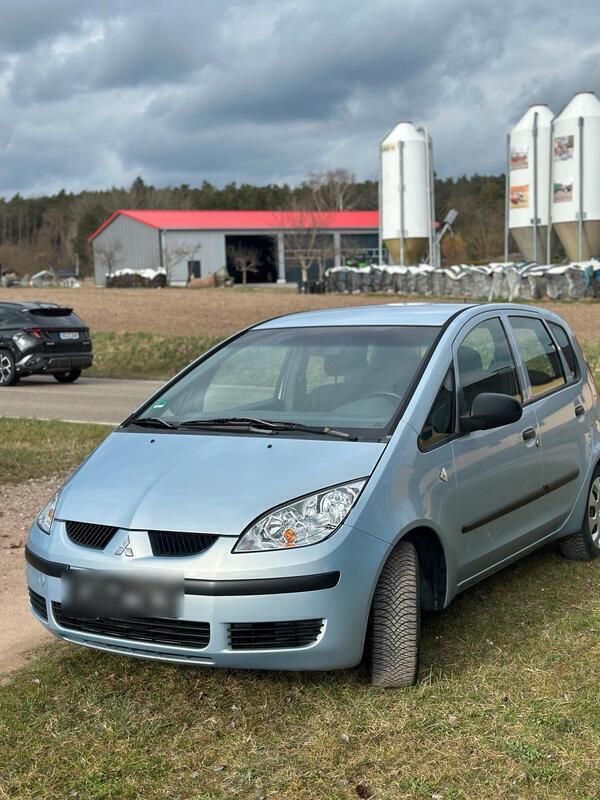 Silber Gebraucht 2004 Mitsubishi Colt Kleinwagen | 1.200 € - Bild 1/4