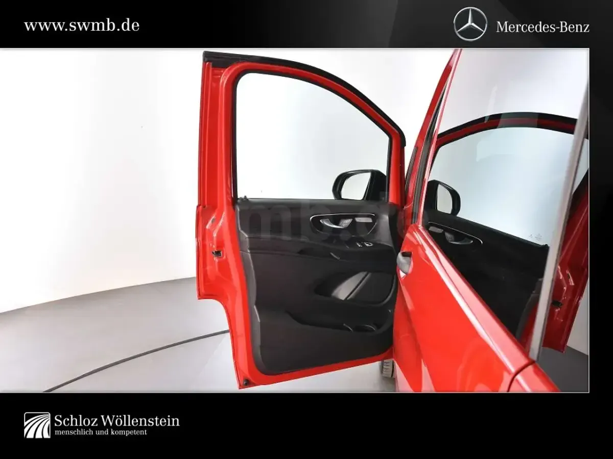Gebraucht Mercedes Vito 190 PS (139 kW) 2022 Rot Van