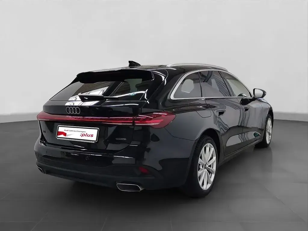 Gebraucht Audi A5 Sport 204 PS (150 kW) 2025 Schwarz Kombi