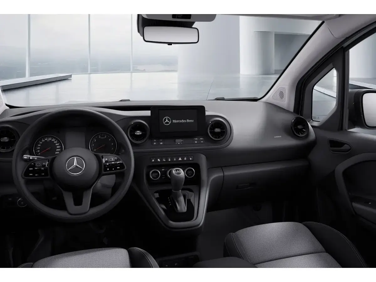 Gebraucht Mercedes Citan 113 131 PS (96 kW) 2023 Silber Van / Kleinbus
