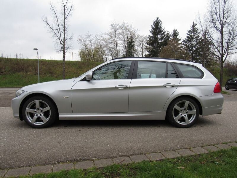 Gebraucht BMW 330 245 PS (180 kW) 2011 Silber Kombi
