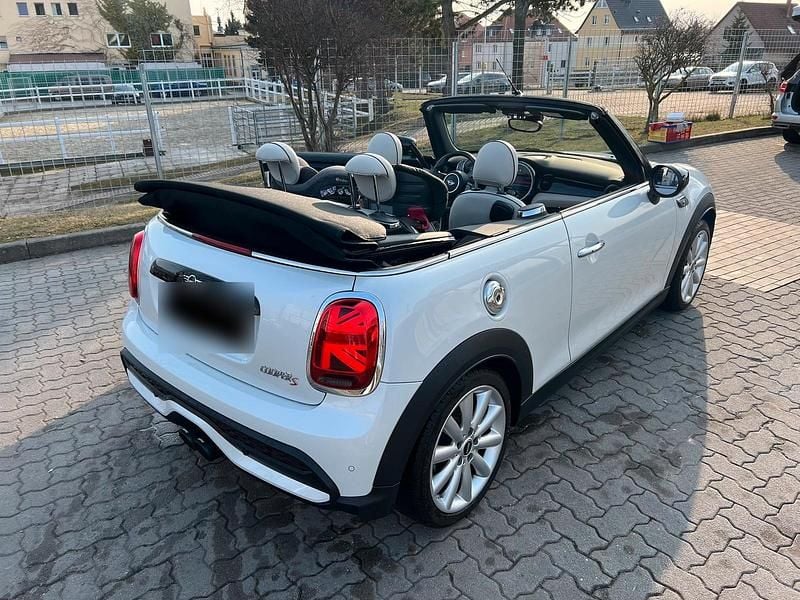 Gebraucht Mini Cooper Cabriolet 178 PS (130 kW) 2023 Andere farben Cabrio