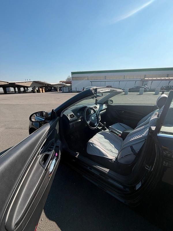 Gebraucht VW Eos 105 PS (77 kW) 2006 Grau Cabrio