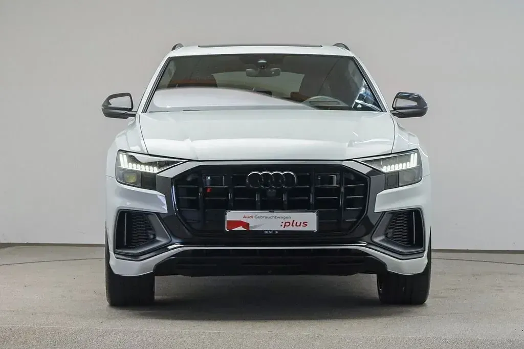 Gebraucht Audi SQ8 Ambiente 507 PS (372 kW) 2022 Gletscherweiß metallic SUV