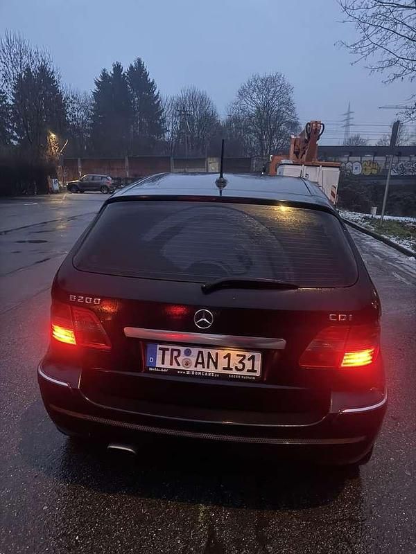 Gebraucht Mercedes B200 140 PS (102 kW) 2006 Van / Kleinbus