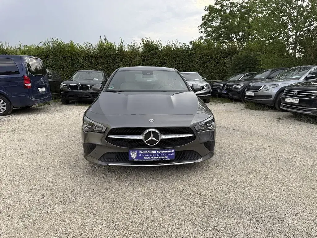 Gebraucht Mercedes CLA200 Progressive 150 PS (110 kW) 2021 Mountaingrau Coupé
