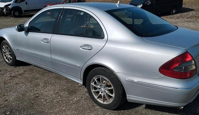 Gebraucht Mercedes E320 224 PS (164 kW) 2008 Limousine