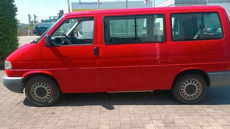 Second-hand VW T4 151 CP (111 kW) 1998 Roșu Van