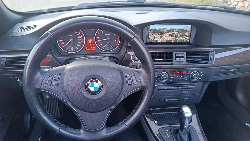 Gebraucht BMW 330 Cabriolet Exclusive 245 PS (180 kW) 2011 Grau Cabrio