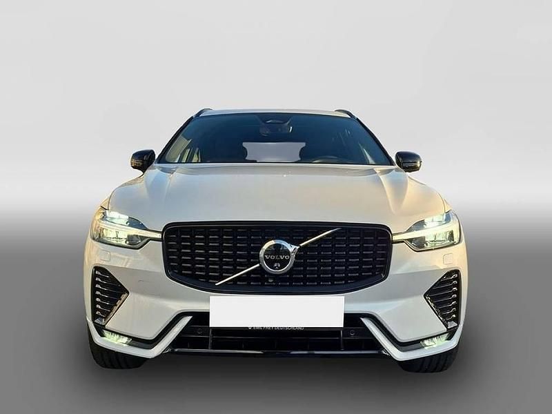Gebraucht Volvo XC60 Core 197 PS (144 kW) 2024 Weiß SUV