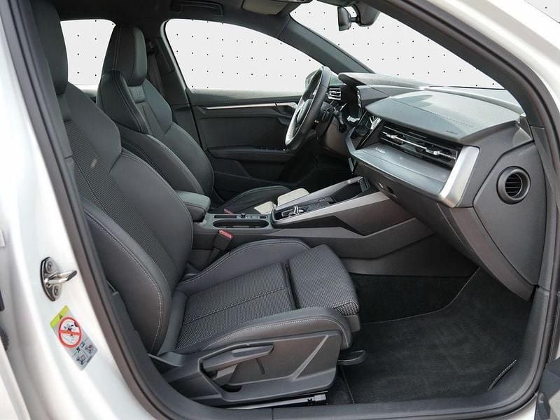 Gebraucht Audi S3 Sport 310 PS (228 kW) 2024 Ibisweiß Limousine