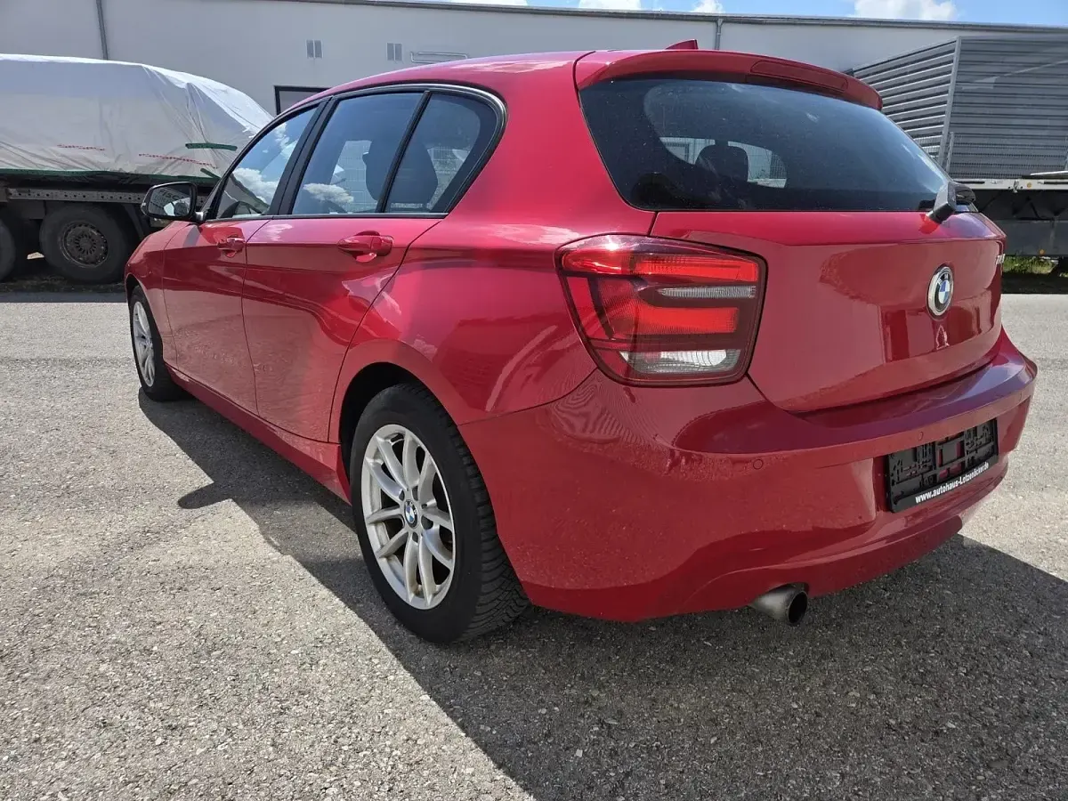 Gebraucht BMW 116 136 PS (100 kW) 2012 Rot Kleinwagen
