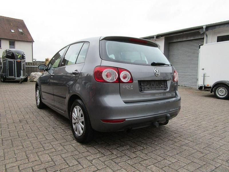 Gebraucht VW Golf VI Trendline 105 PS (77 kW) 2010 Grau Kleinwagen