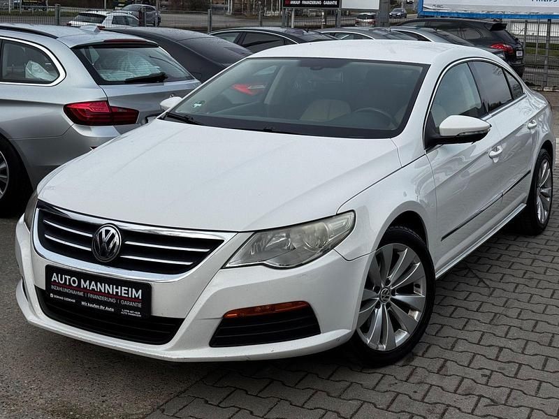 Gebraucht VW Passat Individual 200 PS (147 kW) 2011 Weiß Coupé