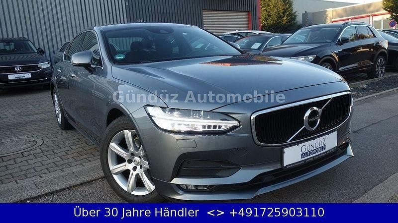 Gebraucht Volvo S90 Momentum 190 PS (139 kW) 2018 Grau Limousine