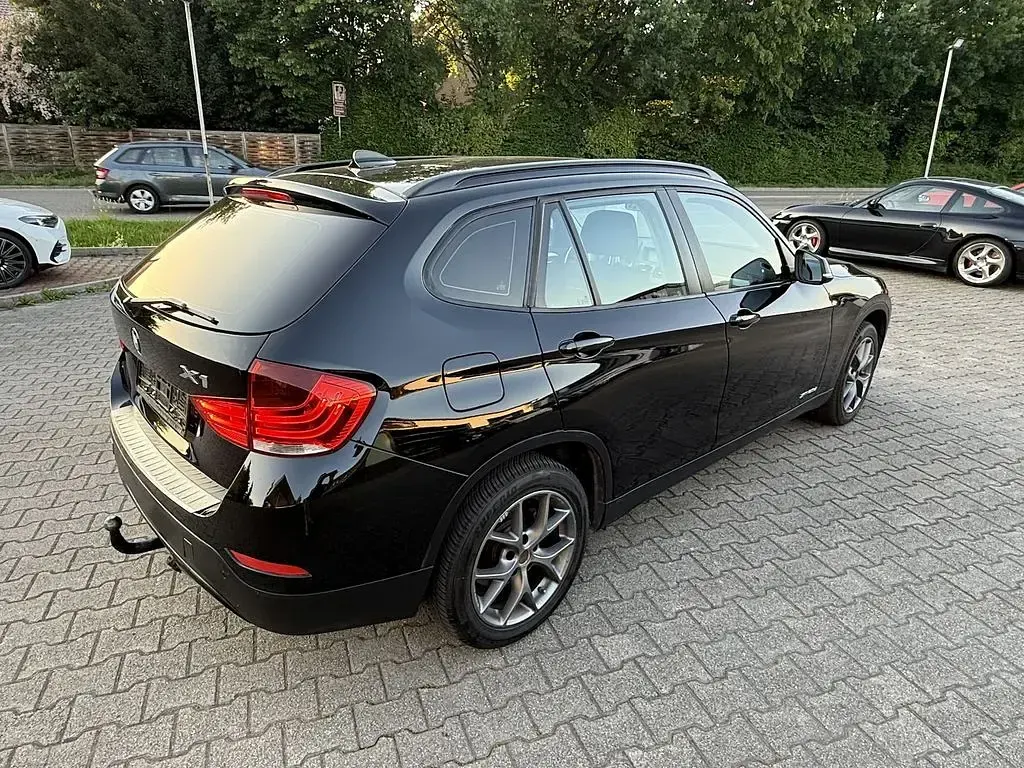 Gebraucht BMW X1 143 PS (105 kW) 2014 Schwarz SUV