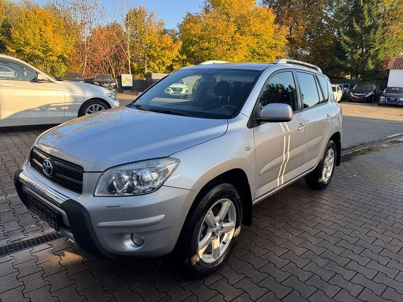 Silber Gebraucht 2007 Toyota RAV4 Sol SUV | 7.500 € (Fairer Preis) - Bild 1/4