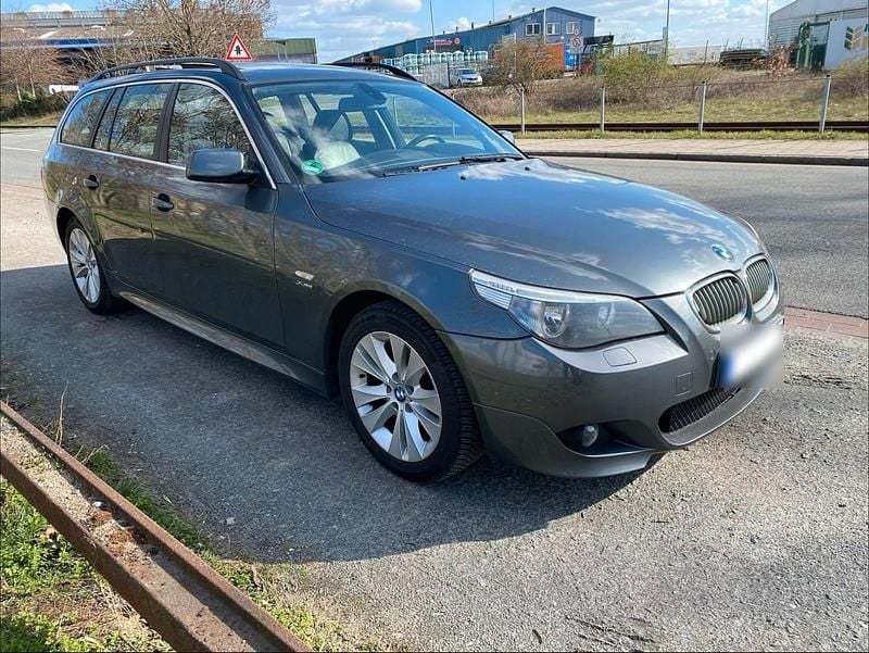 Gebraucht BMW 520 M Sport 163 PS (119 kW) 2006 Grau Kombi