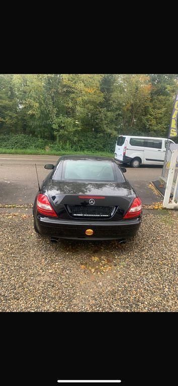 Gebraucht Mercedes SLK200 163 PS (119 kW) 2006 Schwarz Cabrio