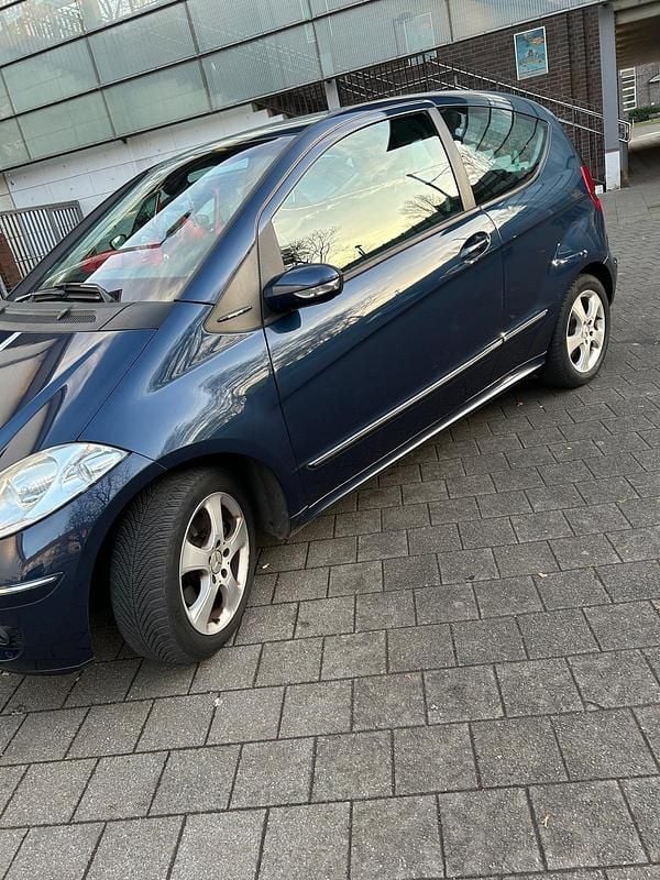 Gebraucht Mercedes 170 116 PS (85 kW) 2007 Blau Kombi