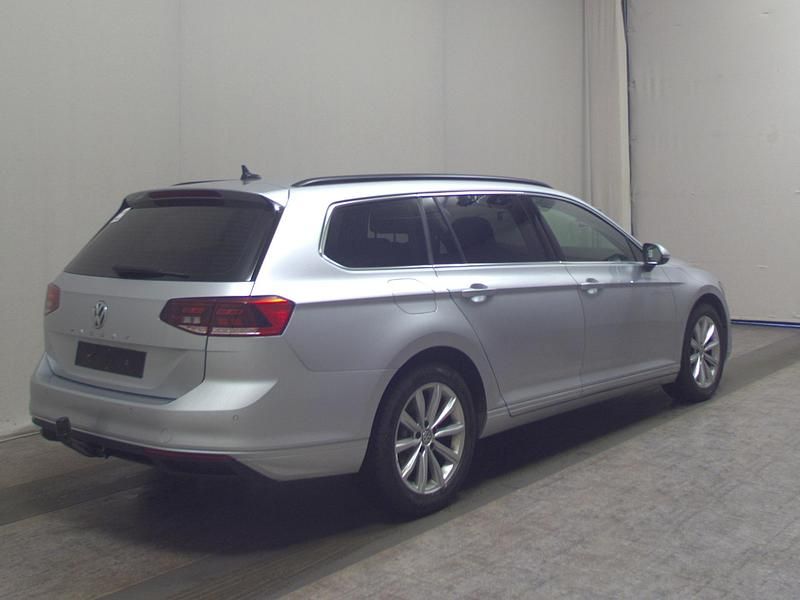 Gebraucht VW Passat Business 150 PS (110 kW) 2019 Grau Kombi