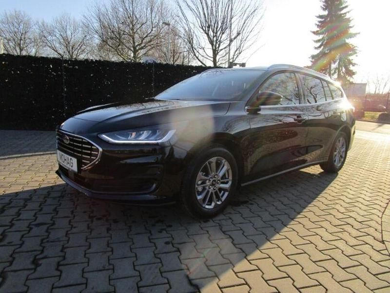 Schwarz Gebraucht 2023 Ford Focus Titanium Kombi | 16.990 € (Guter Preis) - Bild 1/4
