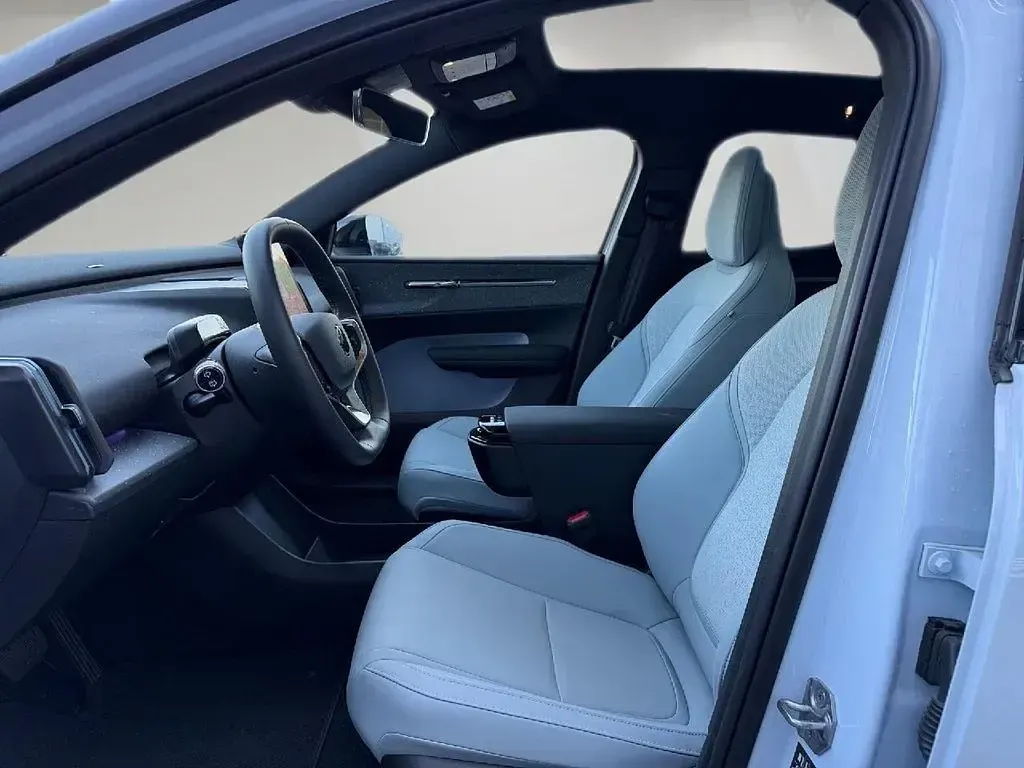 Gebraucht Volvo EX30 Performance 314 kW (428 PS) 2025 Cloud blue SUV