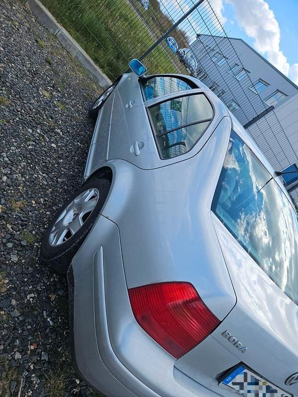 Gebraucht VW Bora Comfortline 116 PS (85 kW) 2000 Silber Limousine