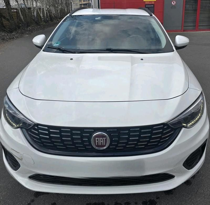 Gebraucht Fiat Tipo 120 PS (88 kW) 2016 Weiß Kombi