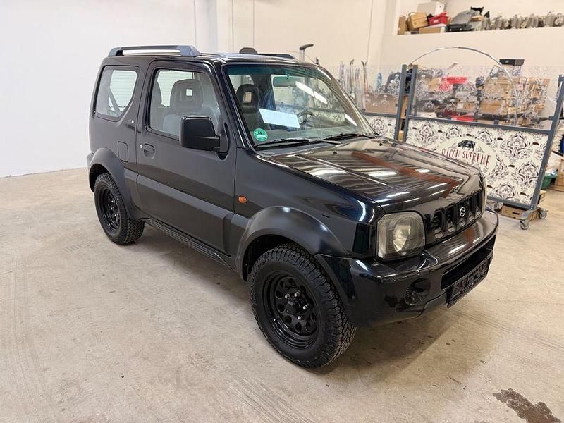 Gebraucht Suzuki Jimny 82 PS (60 kW) 2001 Schwarz SUV