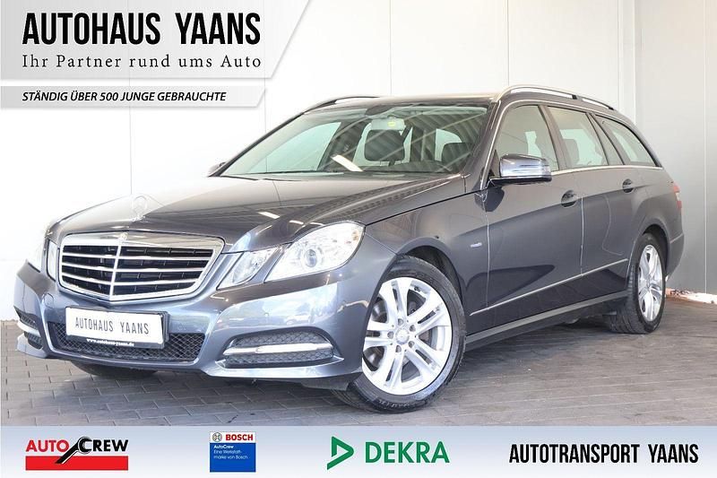 Grau Gebraucht 2012 Mercedes E220 Avantgarde Kombi | 14.989 € (Fairer Preis) - Bild 1/4
