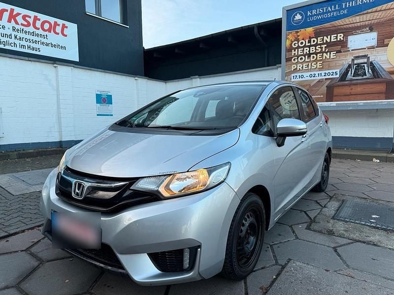 Silber Gebraucht 2016 Honda Jazz Trend Kleinwagen | 6.450 € (Guter Preis) - Bild 1/4